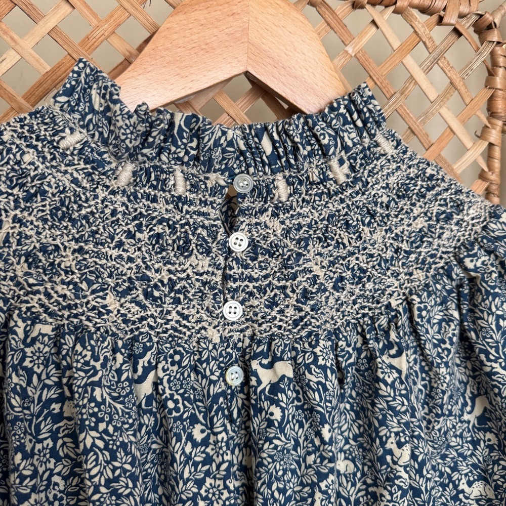 RARE Doen Amoret Floral Prancing Fawn Cottagecore Top in Blue size Small - Picture 13 of 13
